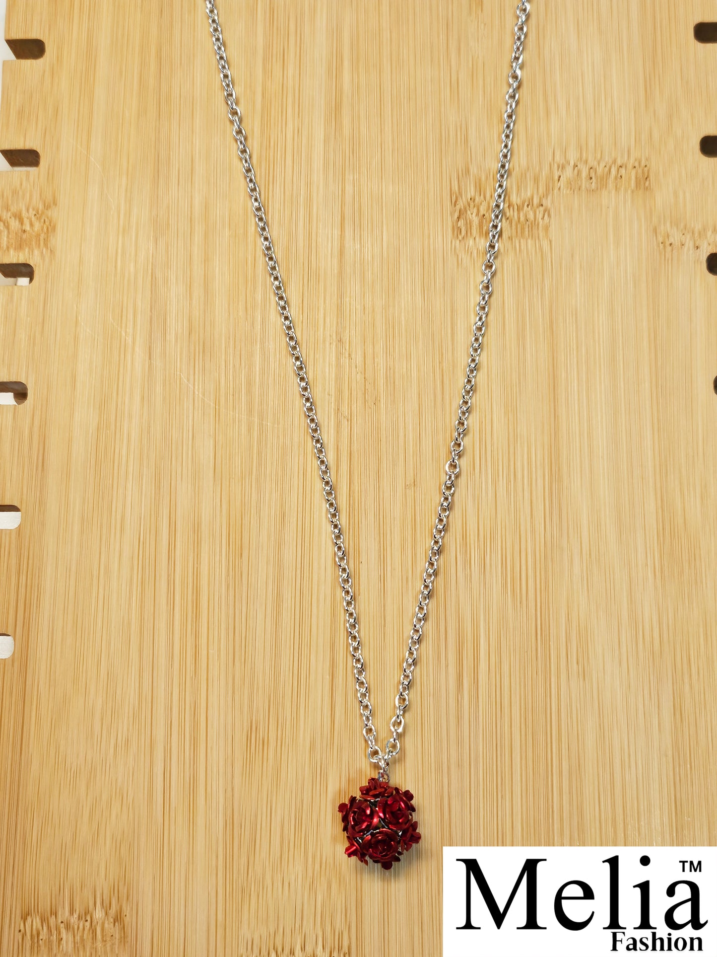 Bunch Of Roses Necklace